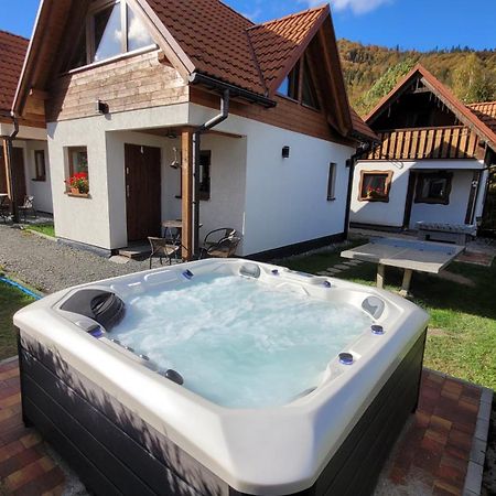 Mala Osada Domki Z Jacuzzi Przy Gondoli Щирк Екстер'єр фото